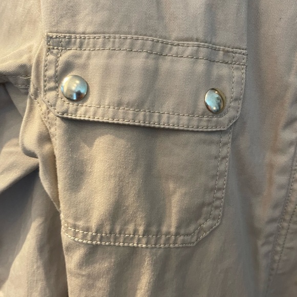 J.Crew women’s snap front khaki twill jacket 3x. Would fit a 2x-3x! - Picture 7 of 7